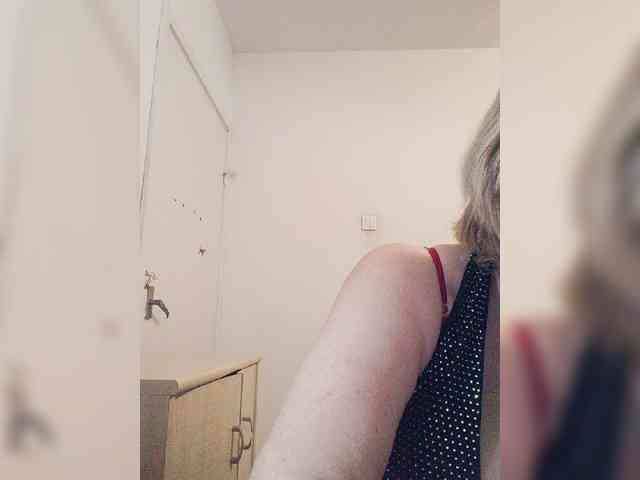 BoloshkaBlonda webcam