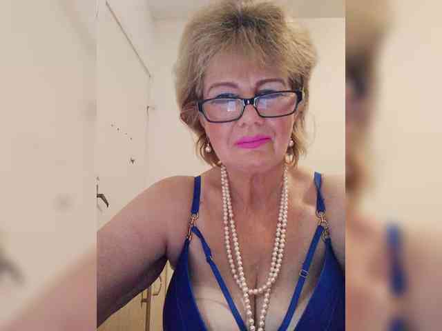 BoloshkaBlonda webcam