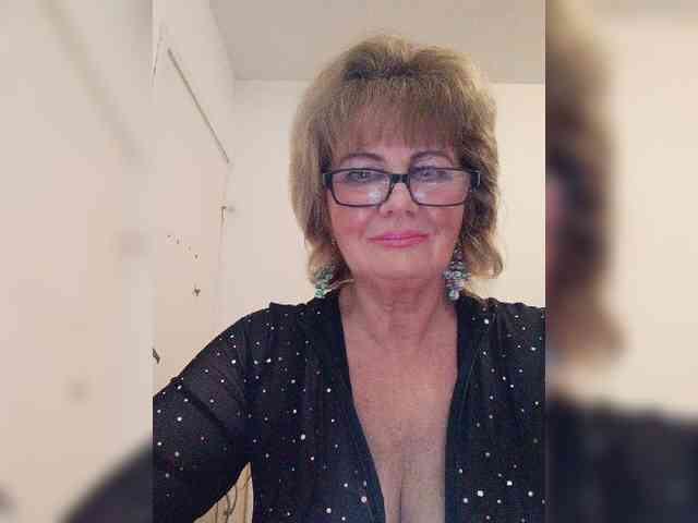 MoonGoddess webcam