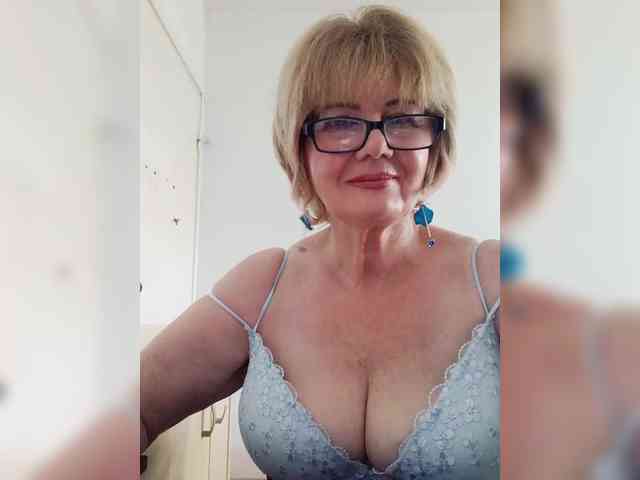 BoloshkaBlonda webcam
