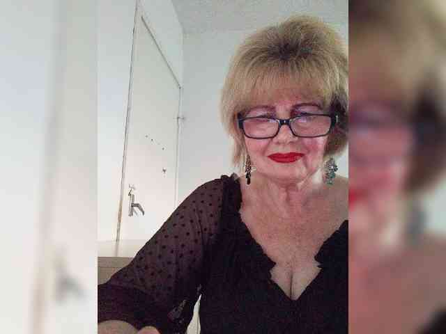 BoloshkaBlonda webcam