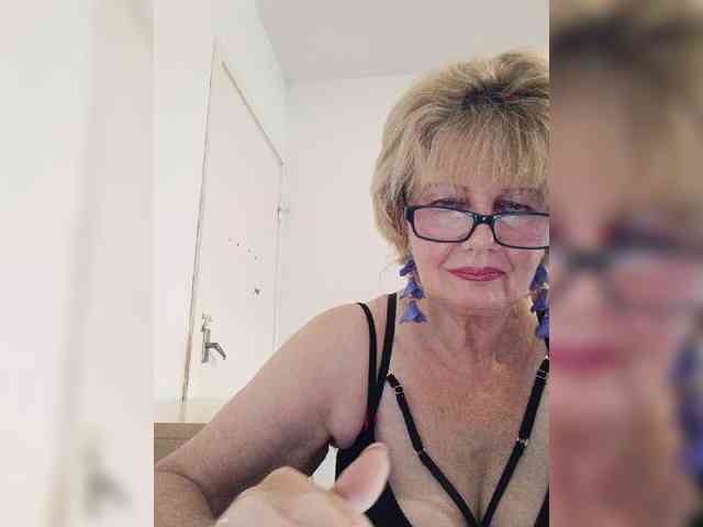 BoloshkaBlonda webcam