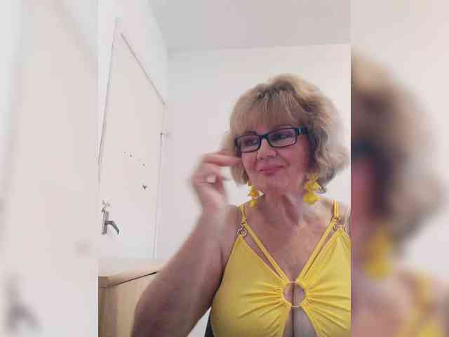BoloshkaBlonda webcam