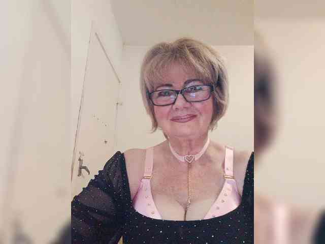 BoloshkaBlonda webcam