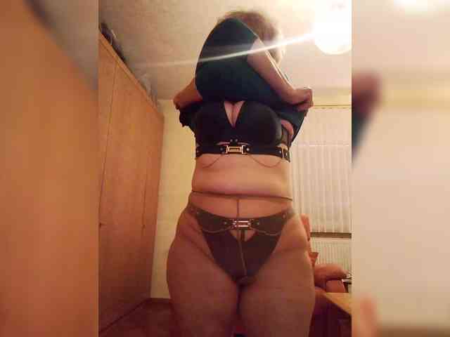 BoloshkaBlonda webcam