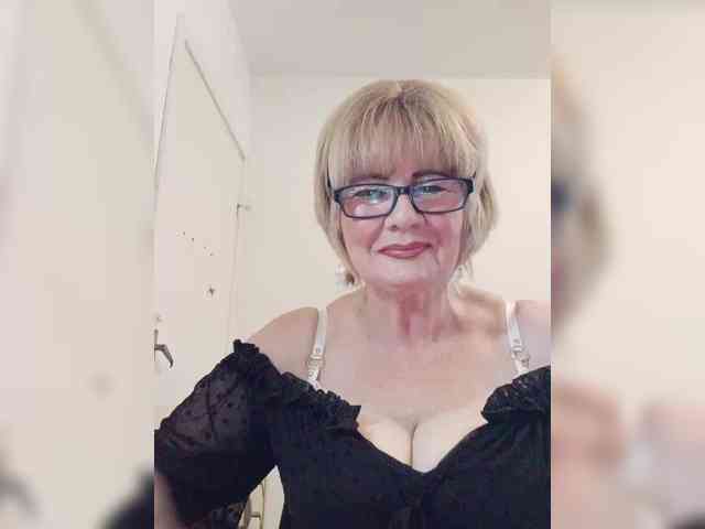 BoloshkaBlonda webcam