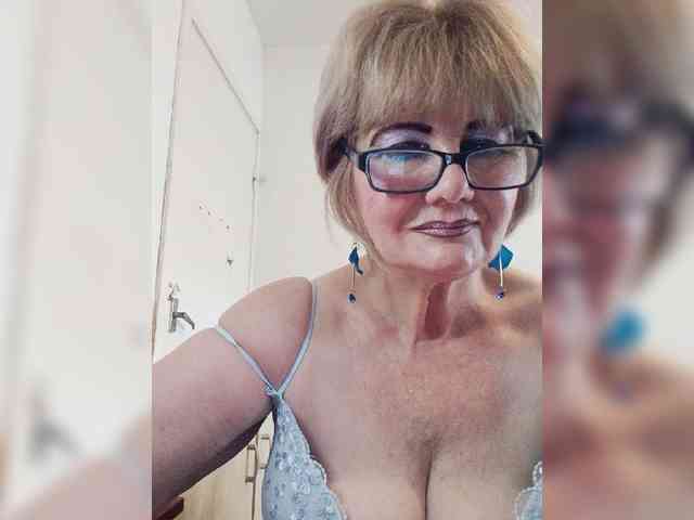 BoloshkaBlonda webcam