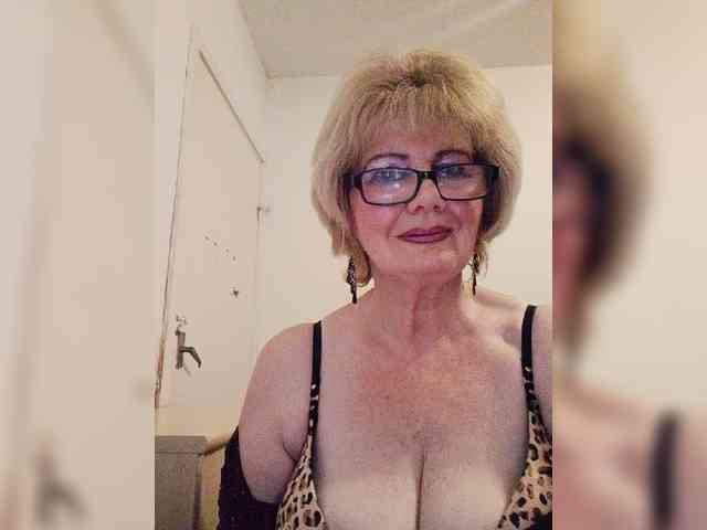 BoloshkaBlonda webcam