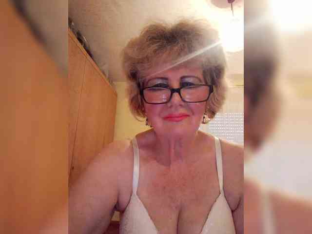 BoloshkaBlonda webcam