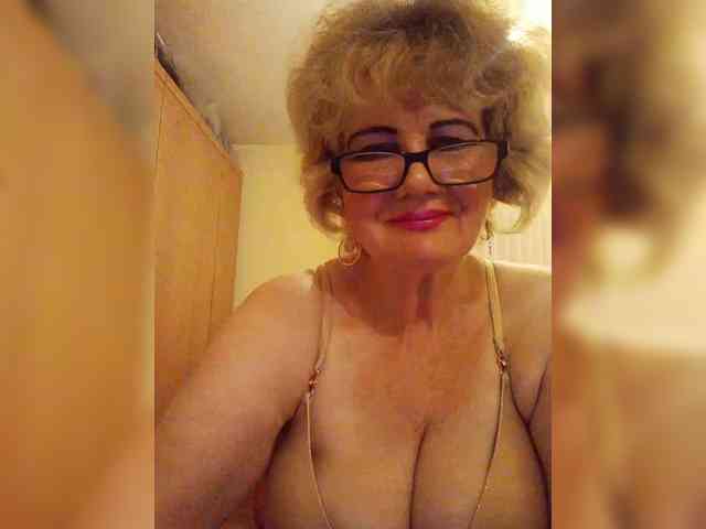 BoloshkaBlonda webcam