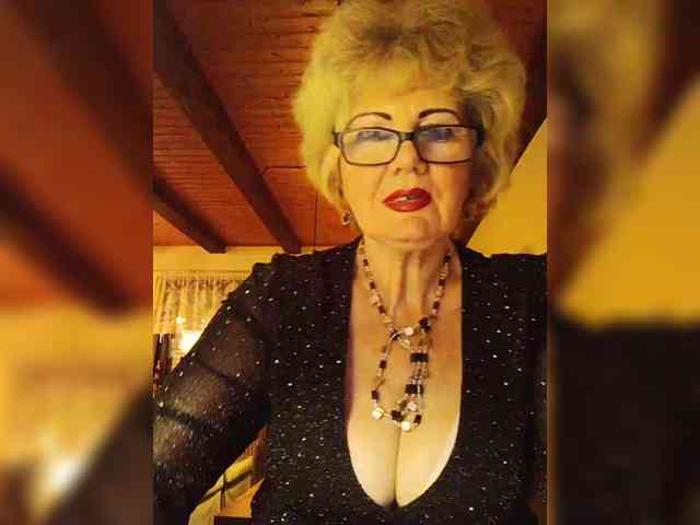 BoloshkaBlonda webcam