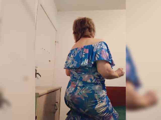 KASANDRABOLOSHKA live female cam on bongacams