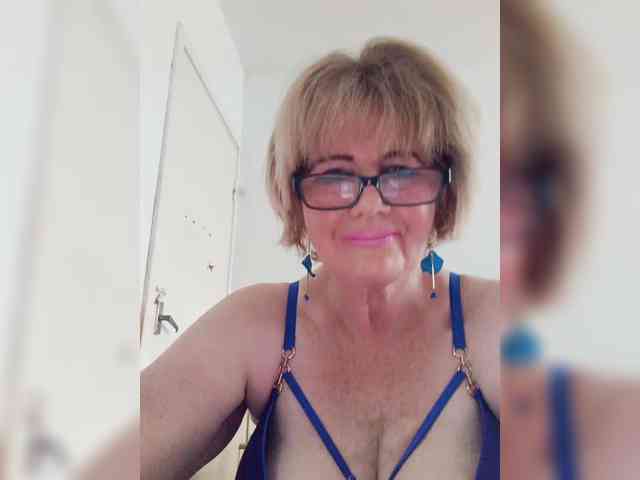 BoloshkaBlonda webcam