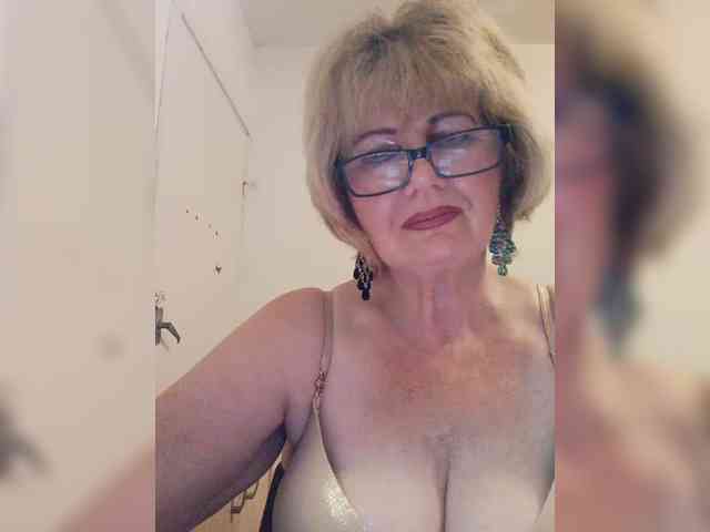 BoloshkaBlonda webcam