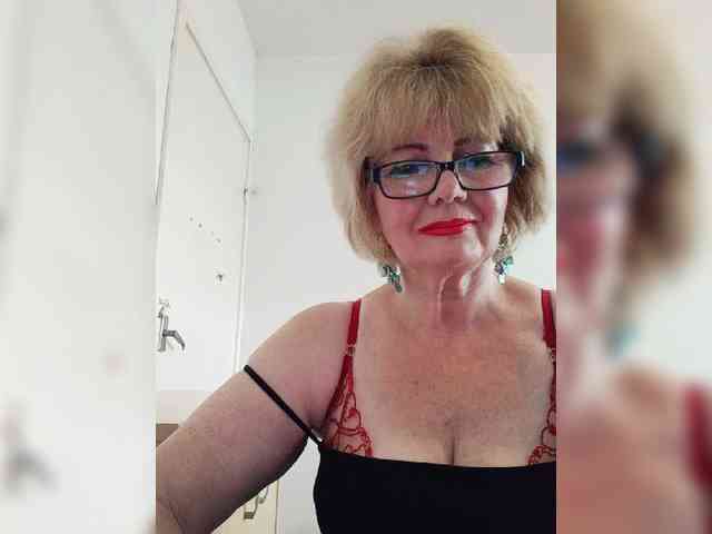 KASANDRABOLOSHKA Sex Cam Show