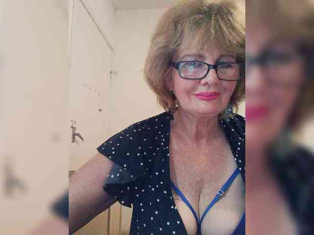 BoloshkaBlonda webcam