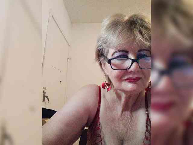 BoloshkaBlonda webcam