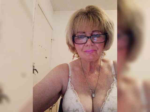 BoloshkaBlonda webcam