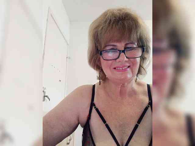 MoonGoddess webcam