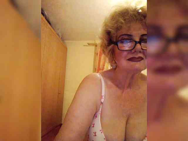 BoloshkaBlonda webcam