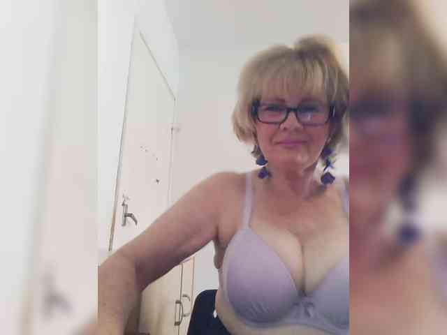 BoloshkaBlonda webcam