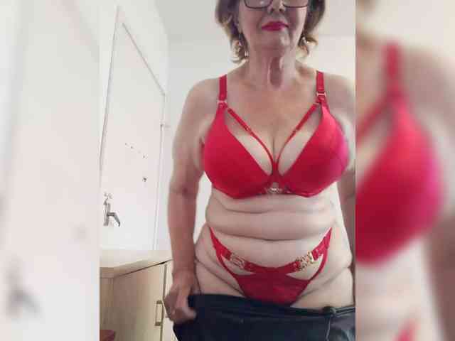 KASANDRABOLOSHKA Live Webcam on BongaCams