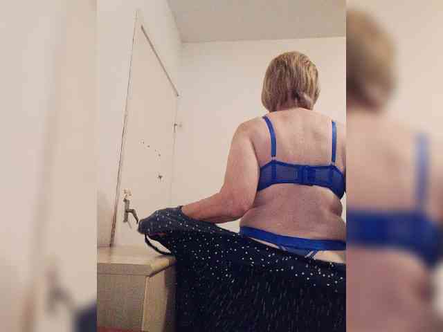 BoloshkaBlonda webcam