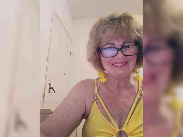 BoloshkaBlonda webcam