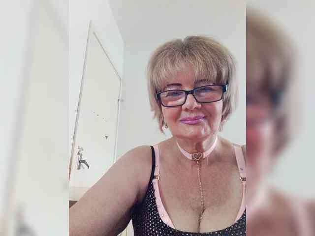 BoloshkaBlonda webcam