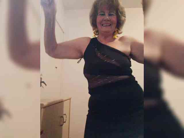 MoonGoddess webcam
