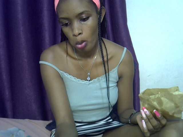 Afrikab1 live cam on BongaCams