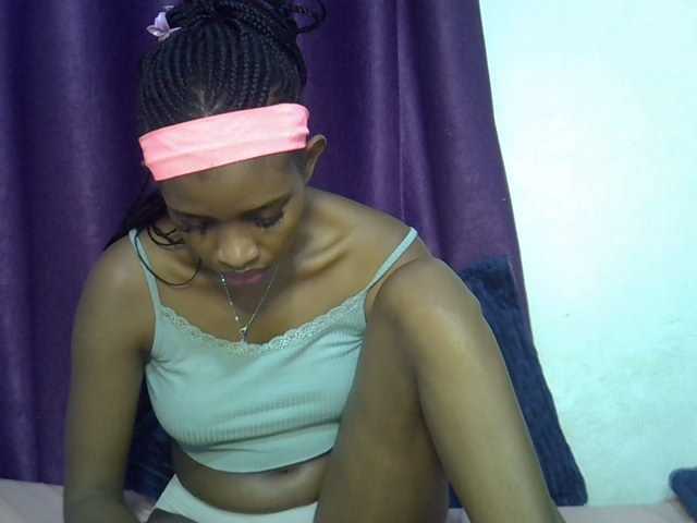 Afrikab1 live cam on BongaCams