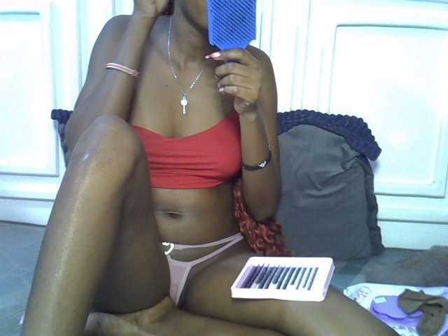 Afrikab1 live cam on BongaCams