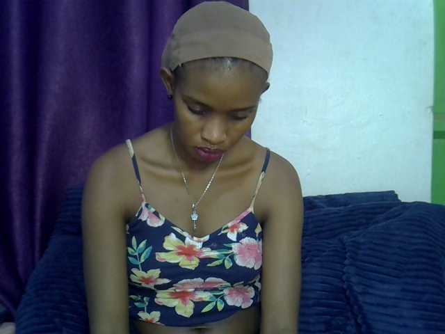 Afrikab1 live cam on BongaCams