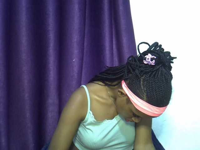 Afrikab1 live cam on BongaCams