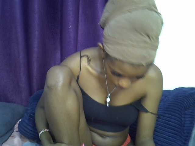 Afrikab1 live cam on BongaCams