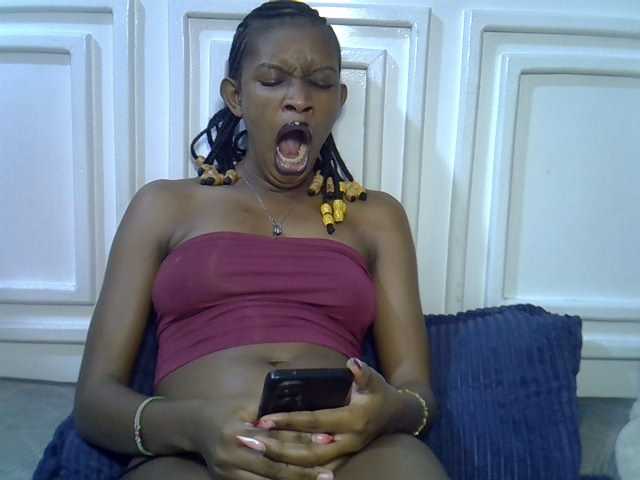 Afrikab1 live cam on BongaCams