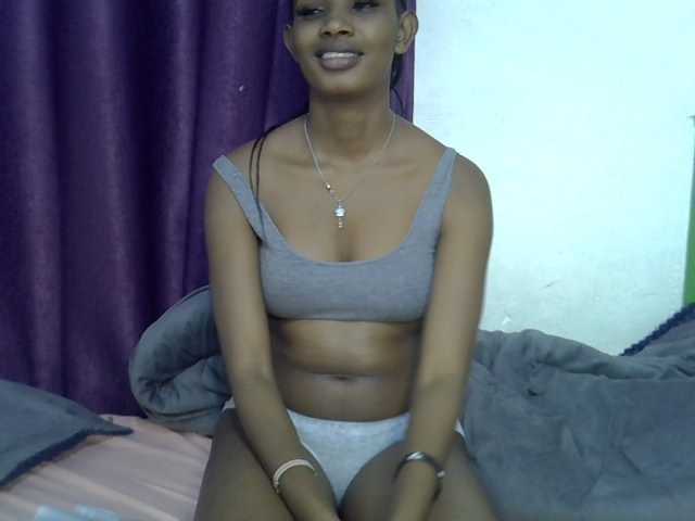 Afrikab1 live cam on BongaCams