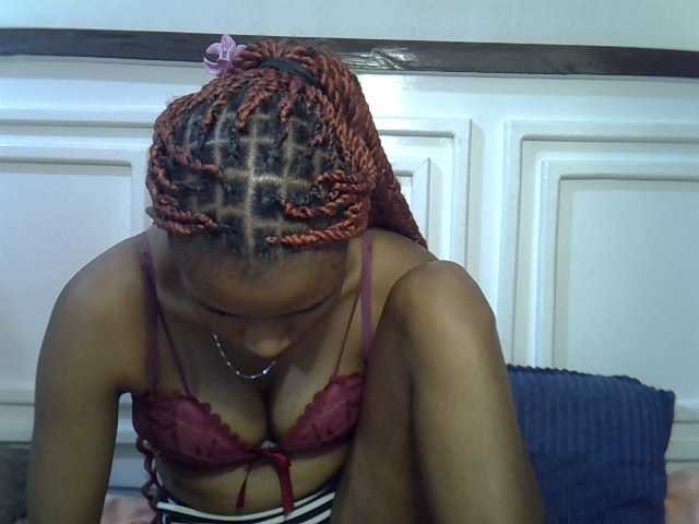Afrikab1 live cam on BongaCams