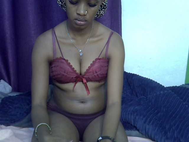 Afrikab1 live cam on BongaCams