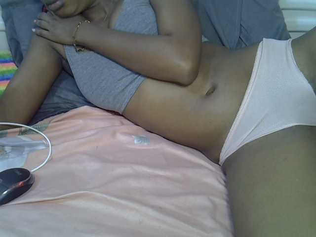 Afrikab1 live cam on BongaCams