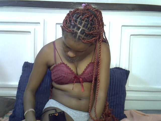 Afrikab1 live cam on BongaCams