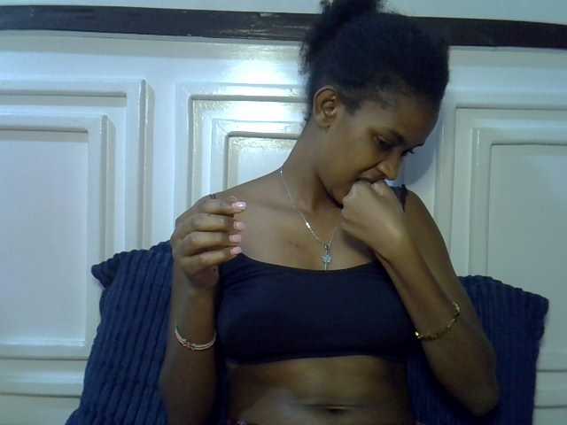 Afrikab1 live cam on BongaCams