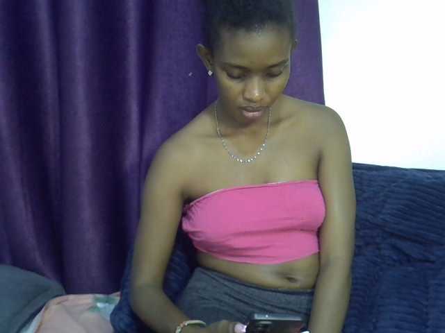 Afrikab1 live cam on BongaCams