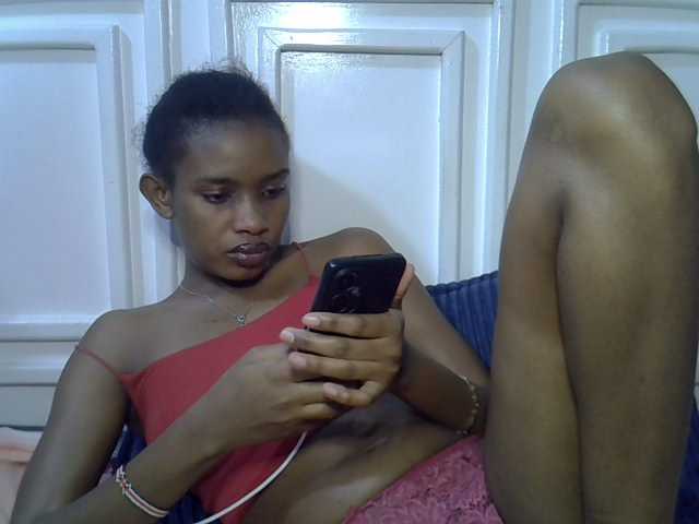 Afrikab1 live cam on BongaCams