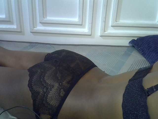 Afrikab1 live cam on BongaCams