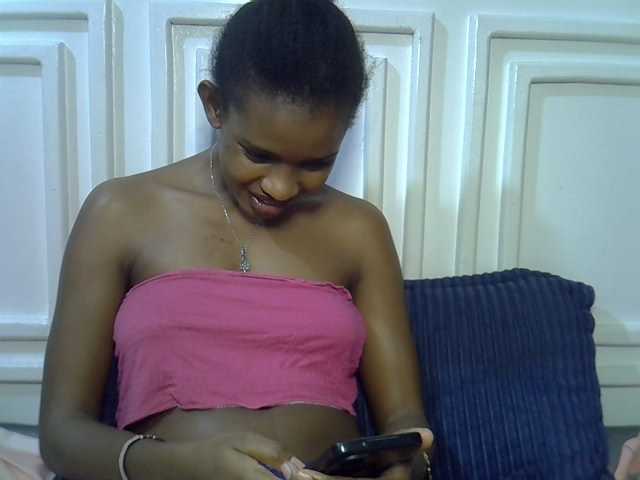 Afrikab1 live cam on BongaCams