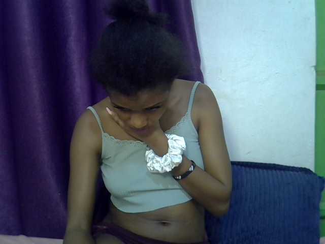 Afrikab1 live cam on BongaCams