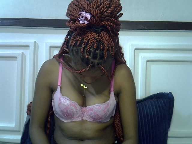 Afrikab1 live cam on BongaCams