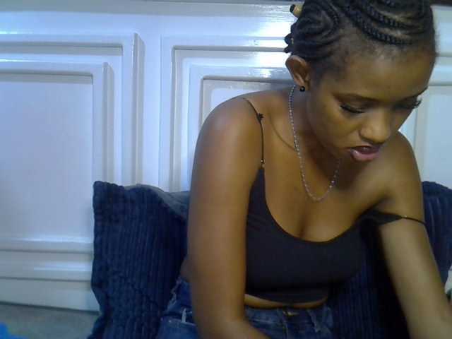 Afrikab1 live cam on BongaCams